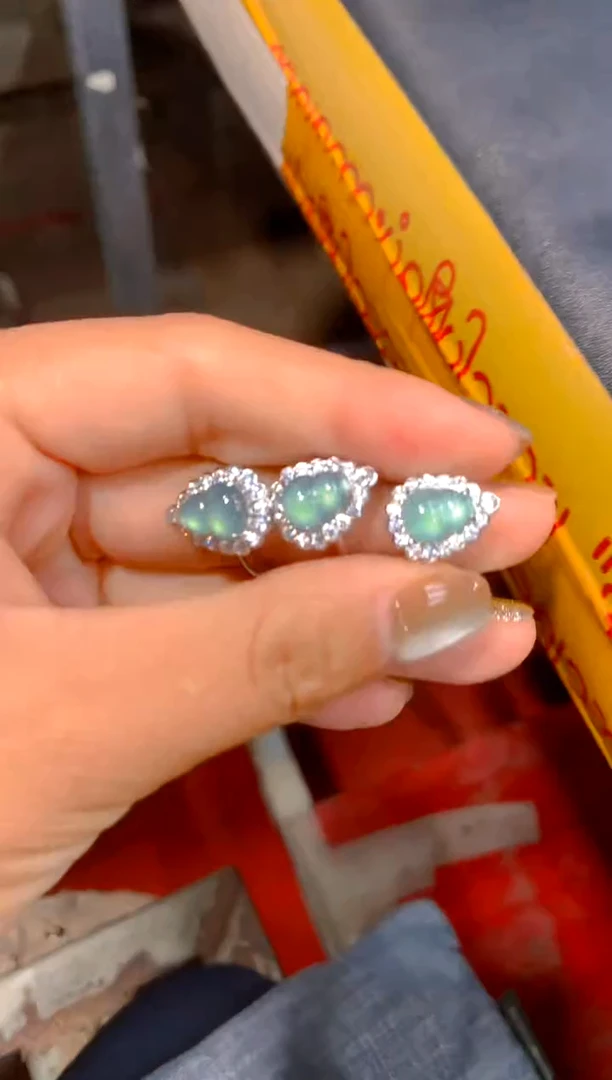 【闪购商品】定制翡翠未镶嵌8多样性发货（发其一）