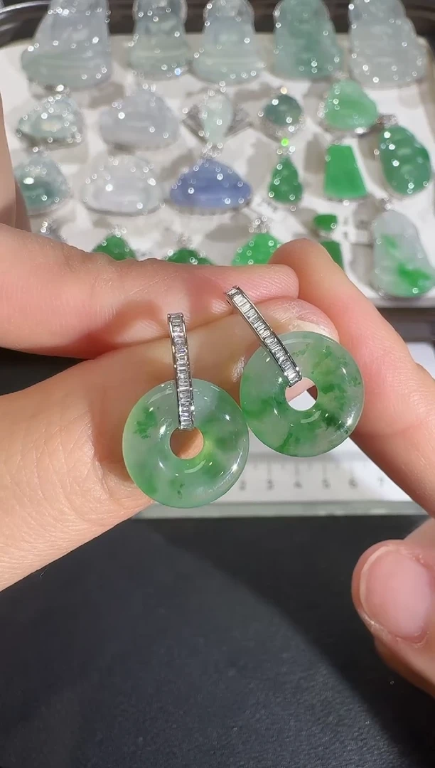 吊坠(不含链)18K金镶嵌翡翠【源头工厂】钻石镶嵌