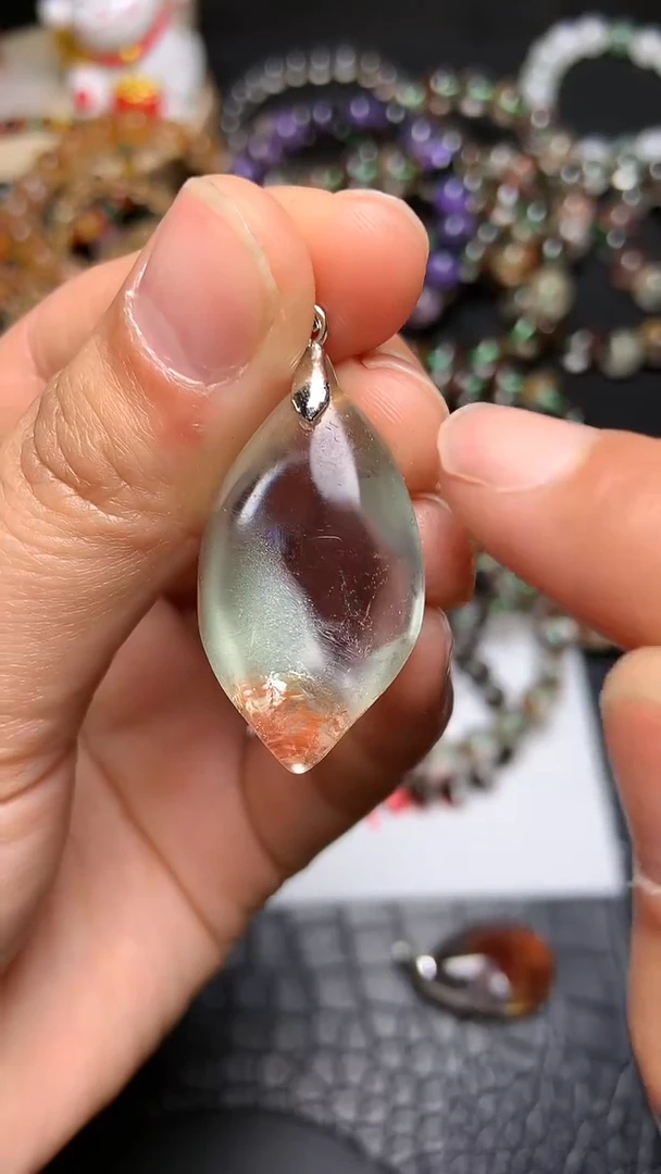 【闪购商品】水晶吊坠(赠链)未镶嵌57