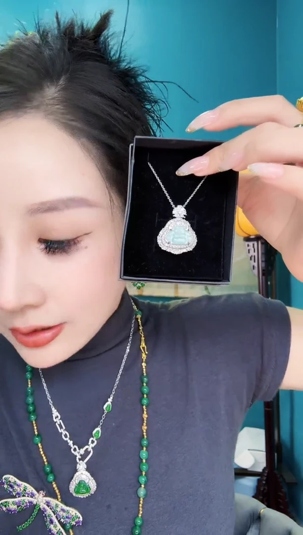 翡翠未镶嵌颈饰吊坠（不含链）