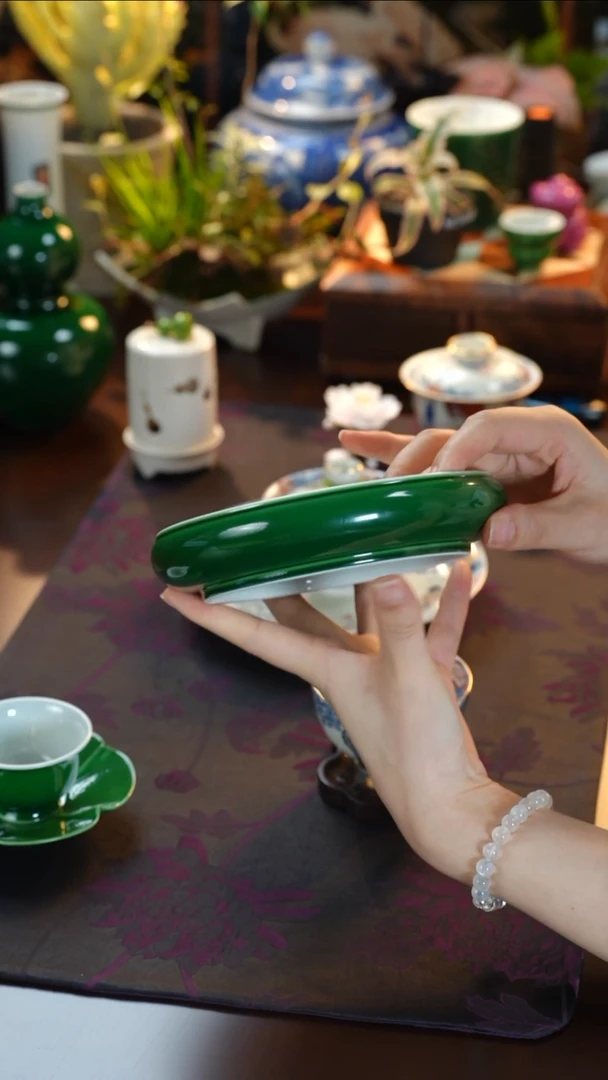 【星星专属】瓷唐里帝王绿壶承