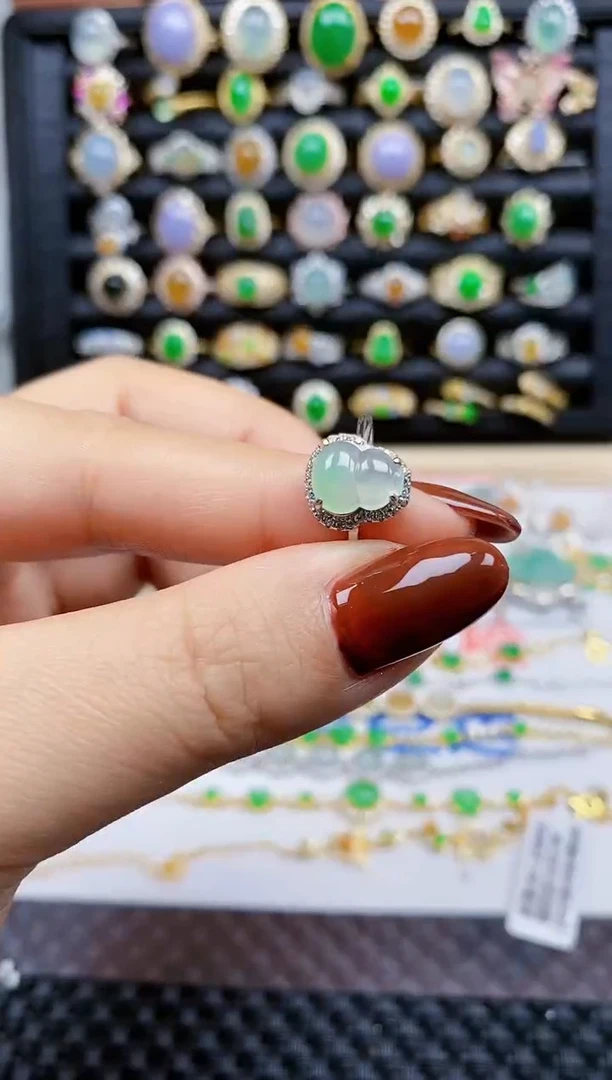 银S925镶嵌戒指翡翠100