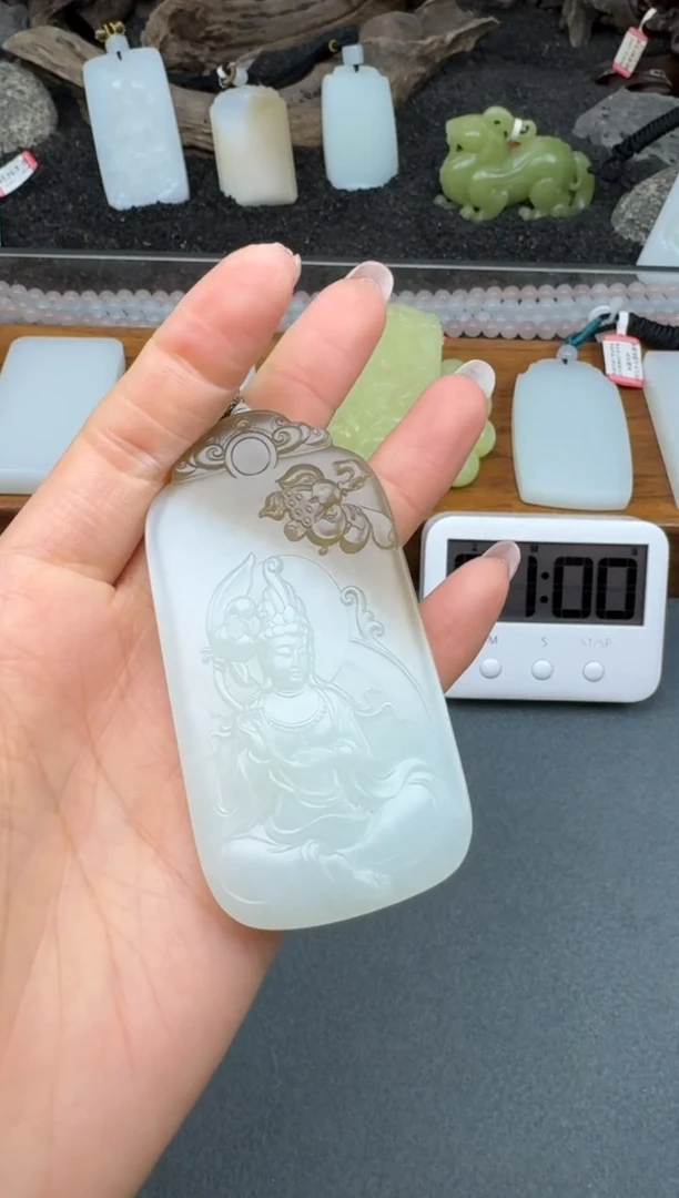 颈饰未镶嵌和田玉3