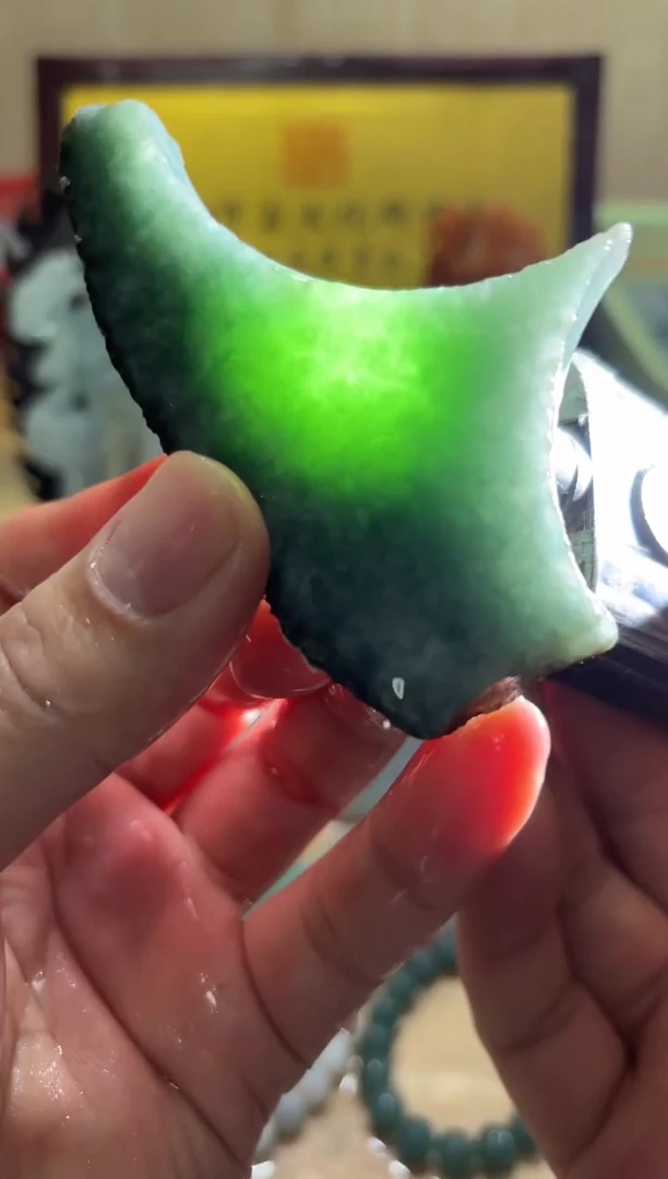 未镶嵌挂件翡翠A货常星6870