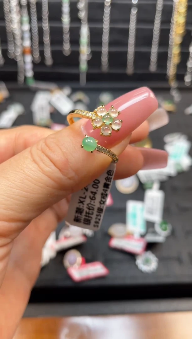银S925镶嵌戒指翡翠天然翡翠A货