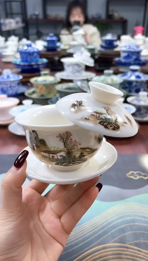 【闪购商品】小号湖光山景元宝盖碗