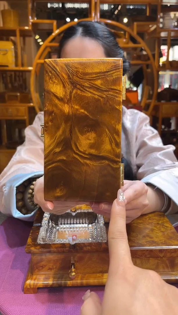 香樟木黄金樟满留疤首饰文玩盒18*10*6（微瑕）