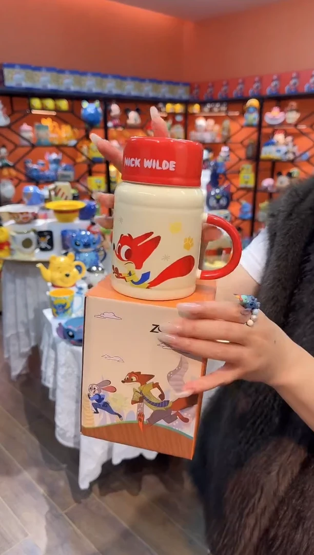 瓷片@@疯狂动物城狐尼克陶瓷带盖圆柱杯