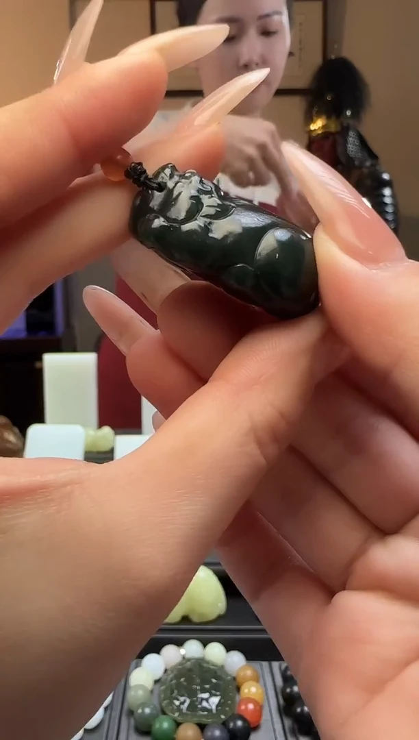 【闪购商品】和田玉貔貅未镶嵌吊坠