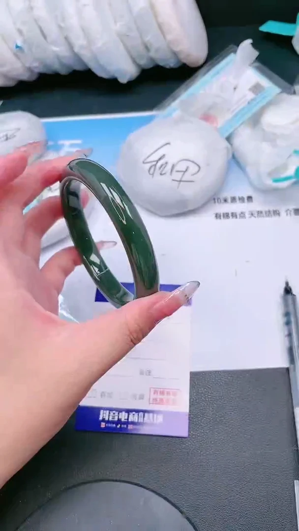 未镶嵌手镯和田玉13T176-62