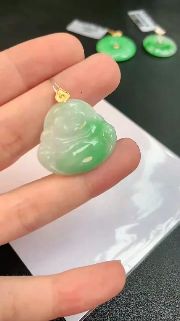 【闪购商品】翡翠颈饰18K金镶嵌赠礼盒证书 敏