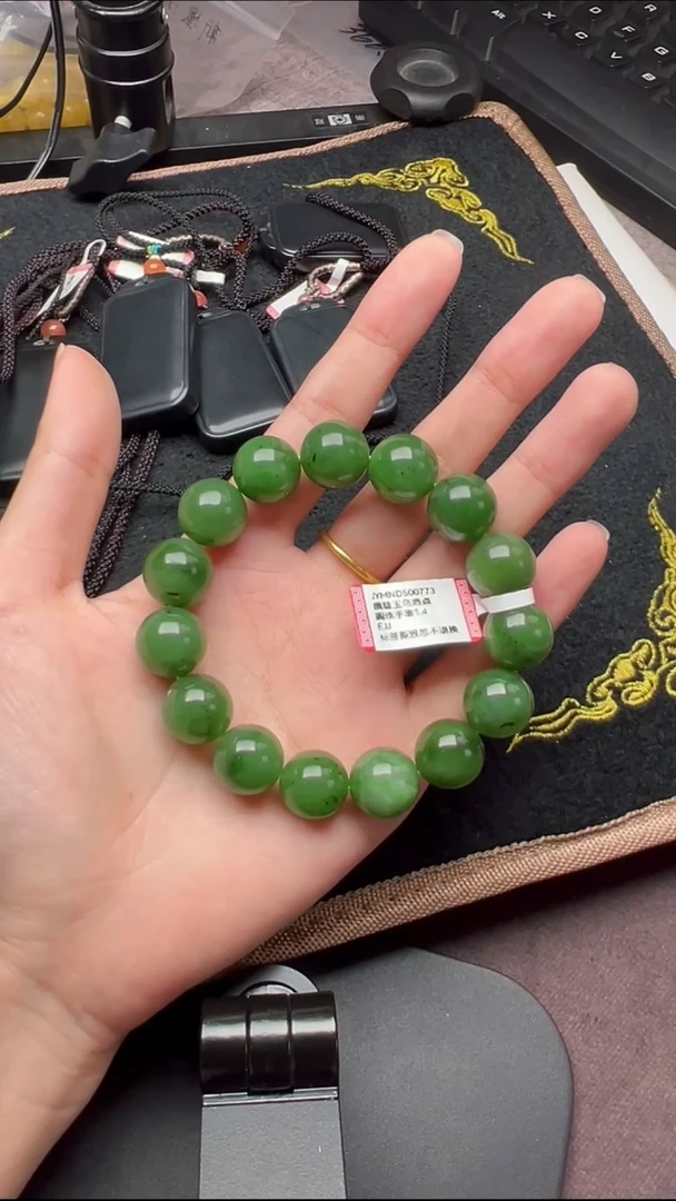 手串未镶嵌和田玉JYMND500773