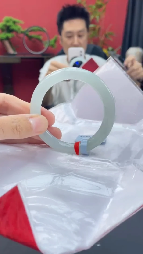 未镶嵌手镯翡翠11