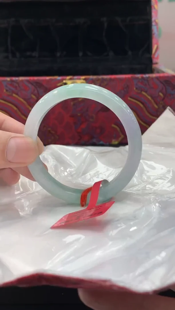 未镶嵌手镯翡翠翡翠手镯