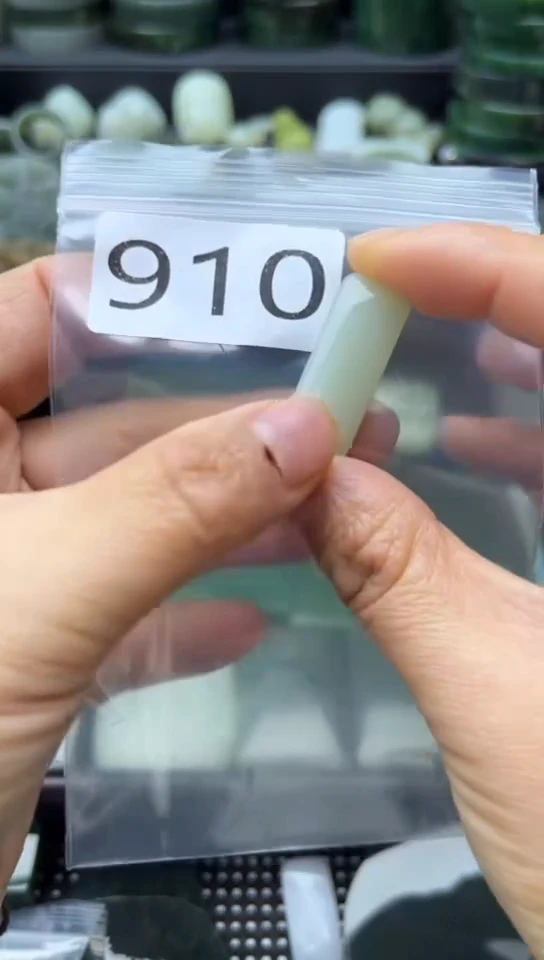 未镶嵌和田玉珠宝半成品牌子