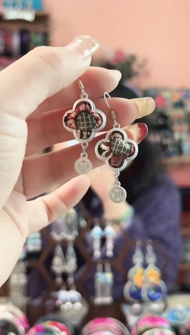 艺枝独绣手工饰品274