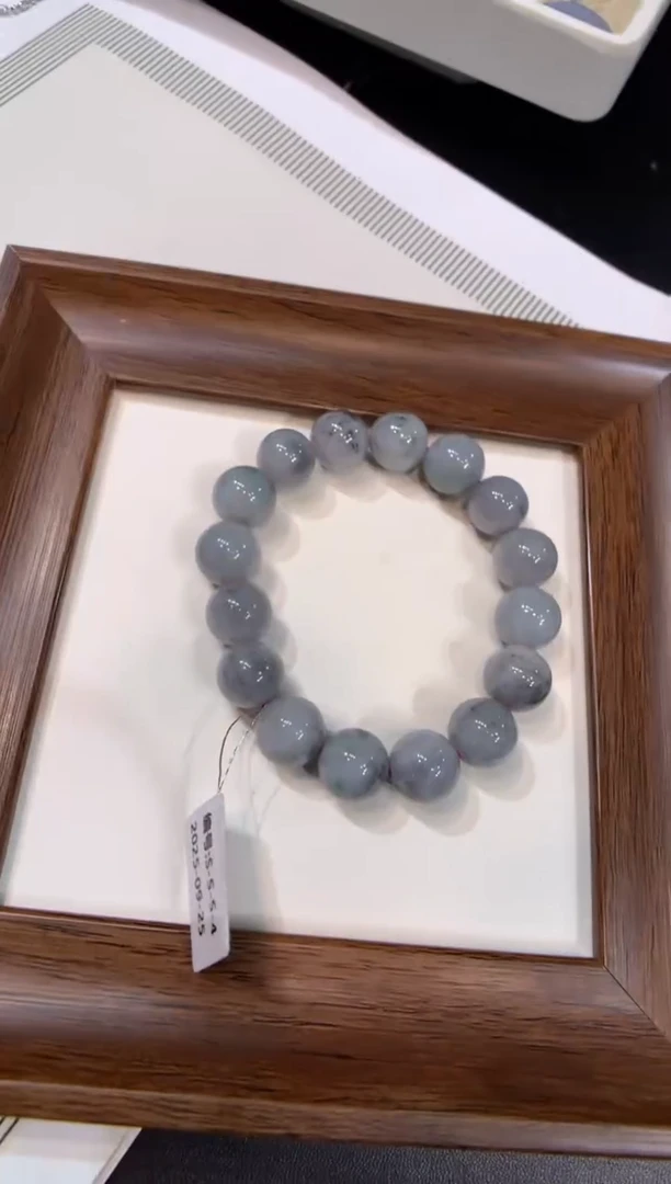 未镶嵌手串翡翠手串