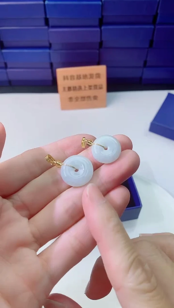翡翠未镶嵌颈饰1111111111