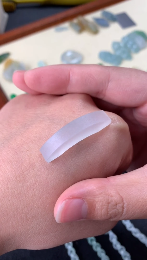 【闪购商品】定制翡翠未镶嵌翡翠