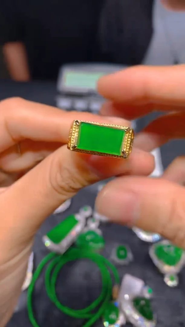 【闪购商品】定制翡翠未镶嵌273多样性发货（发其一）