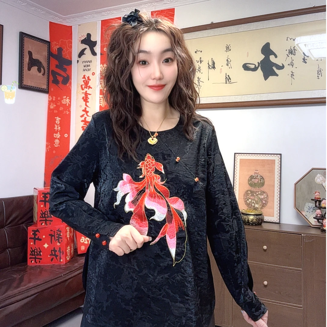 新中式新年款宽松版年年有余重工刺绣内搭上衣百搭大气