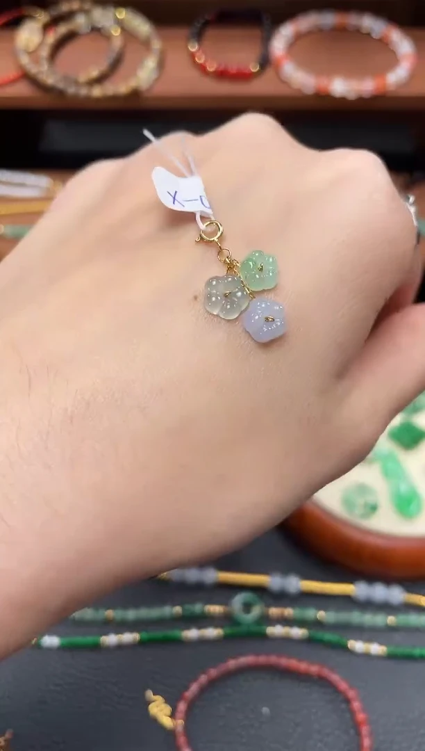 【闪购商品】翡翠吊坠(不含链)18K金镶嵌一个  JK709