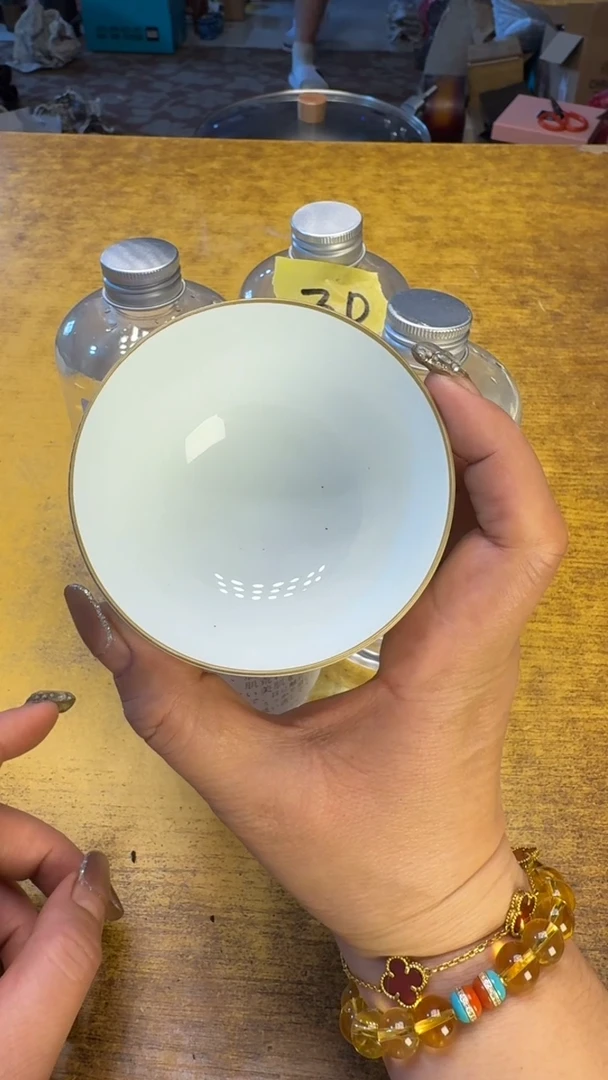 瓷器瓷器瑕疵脏旧30四件水碗