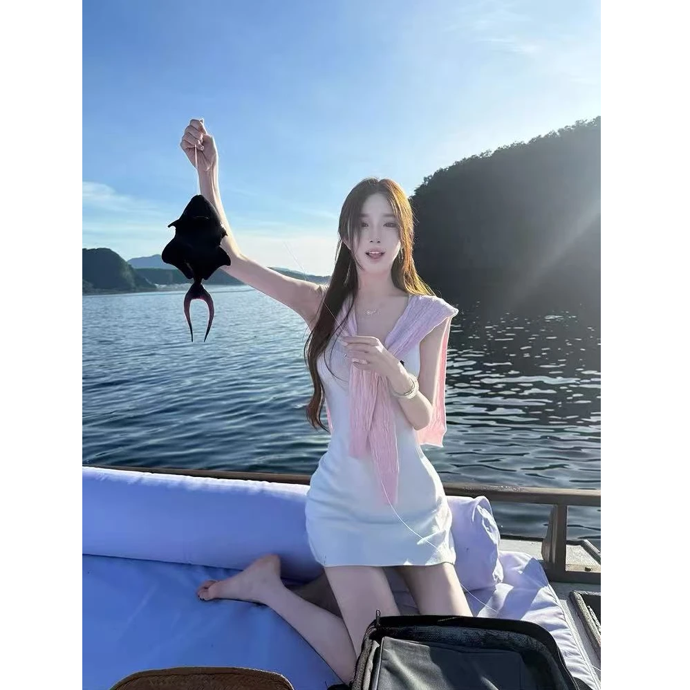 纯欲风性感无袖带披肩连衣裙女夏季新款气质修身显瘦休闲包臀短裙