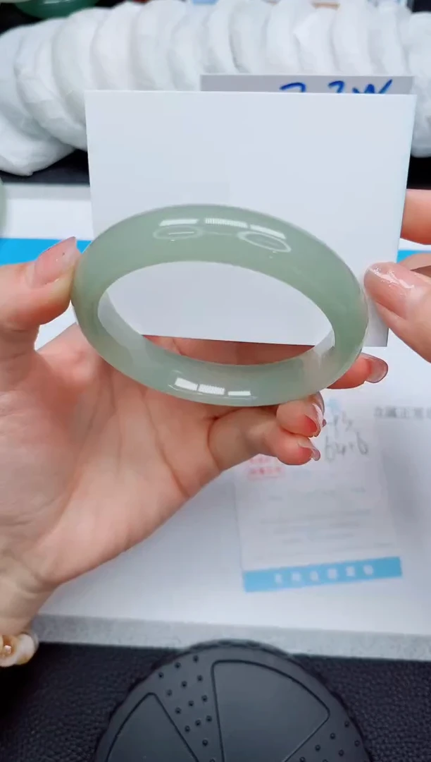 石英质玉手镯未镶嵌193-64.6