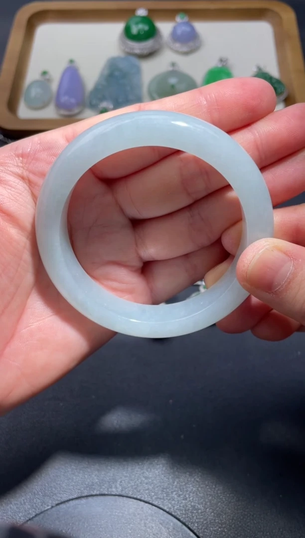 【闪购商品】翡翠手镯未镶嵌3...........