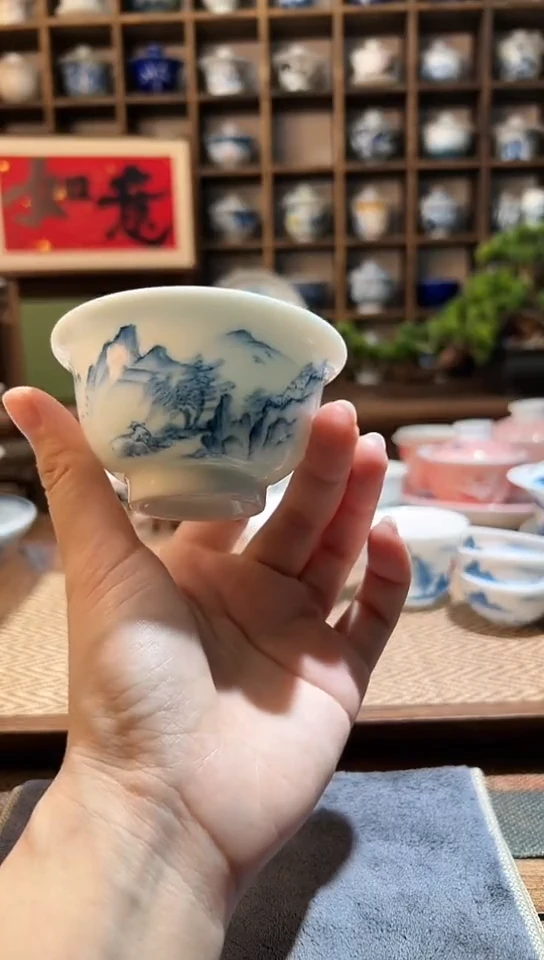 【闪购商品】手绘山水压手主人杯