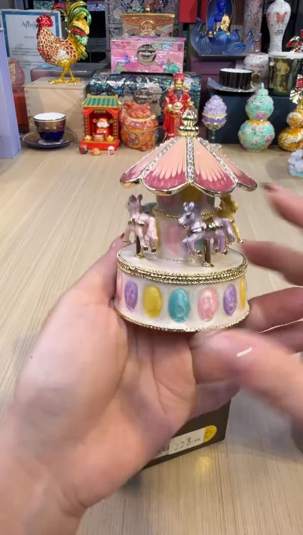 192七宝卡通旋转木马