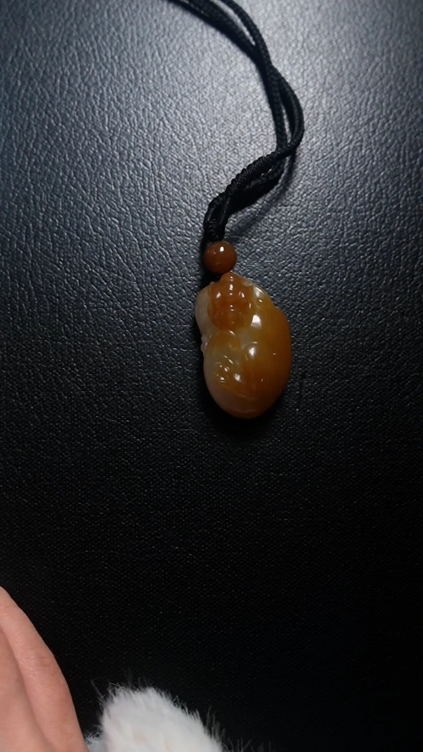 颈饰未镶嵌和田玉貔貅