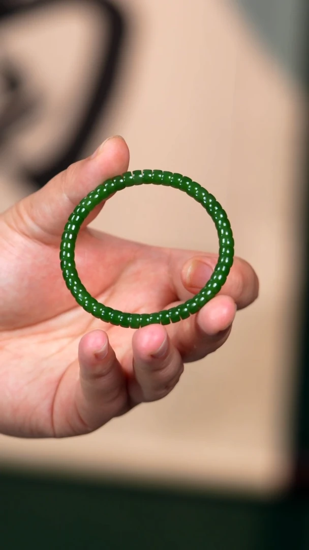 未镶嵌手链和田玉6mm碧玉辣色