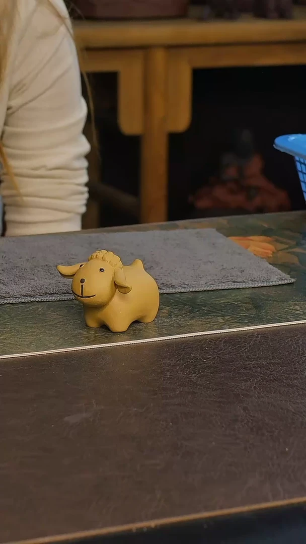 紫砂茶宠黄金段肖恩