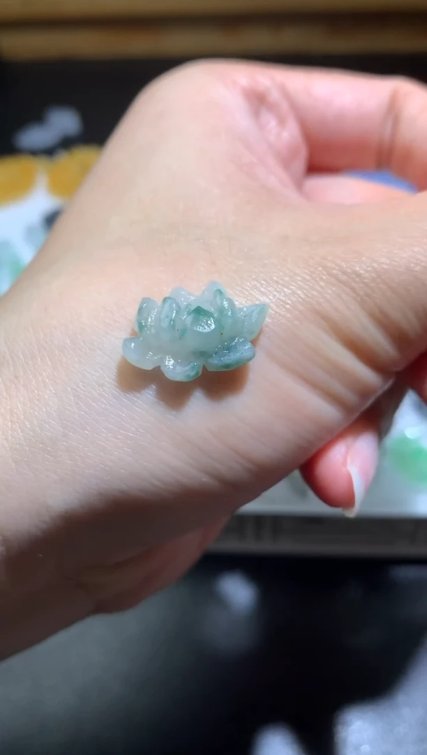 定制翡翠未镶嵌毛货