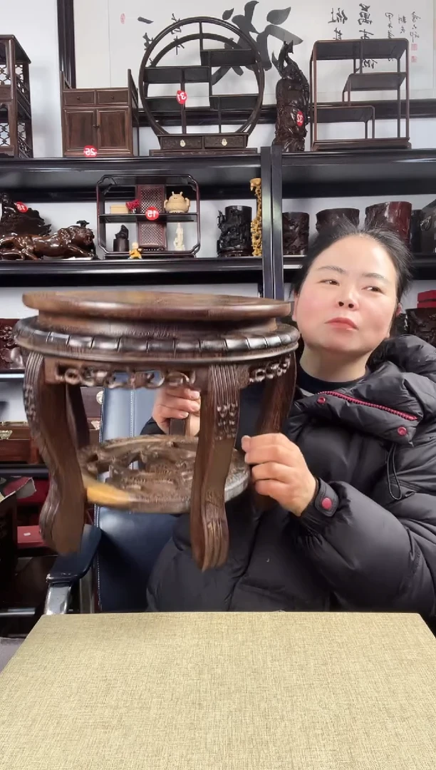 木鸡翅木凳子老李红木工艺品