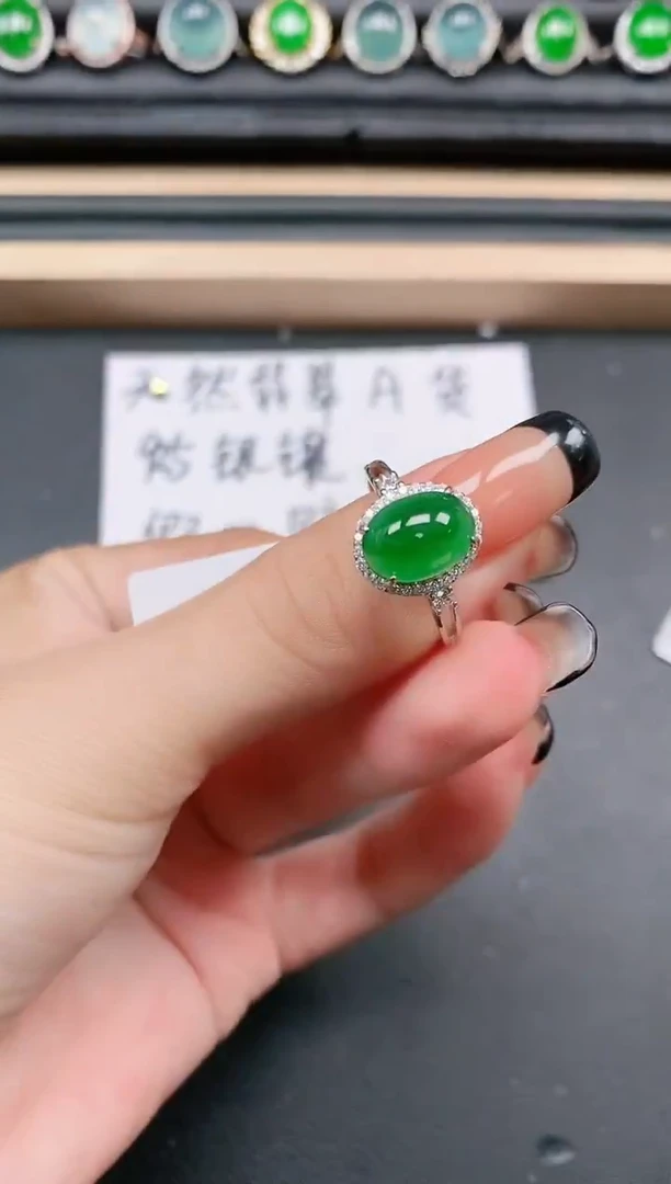 翡翠戒指银S925镶嵌111111