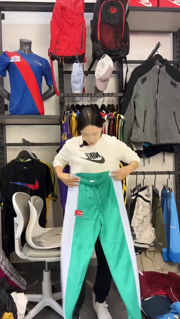 498编码 瑕疵款直播间过款为准 尺码M