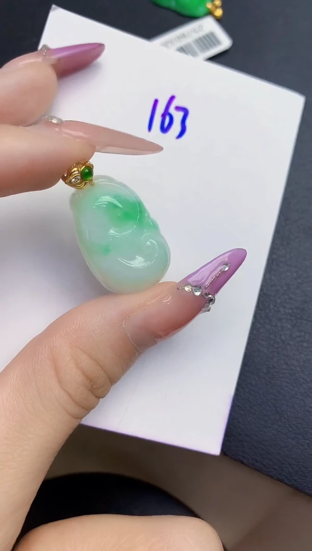 颈饰未镶嵌翡翠缅甸天然翡翠A货