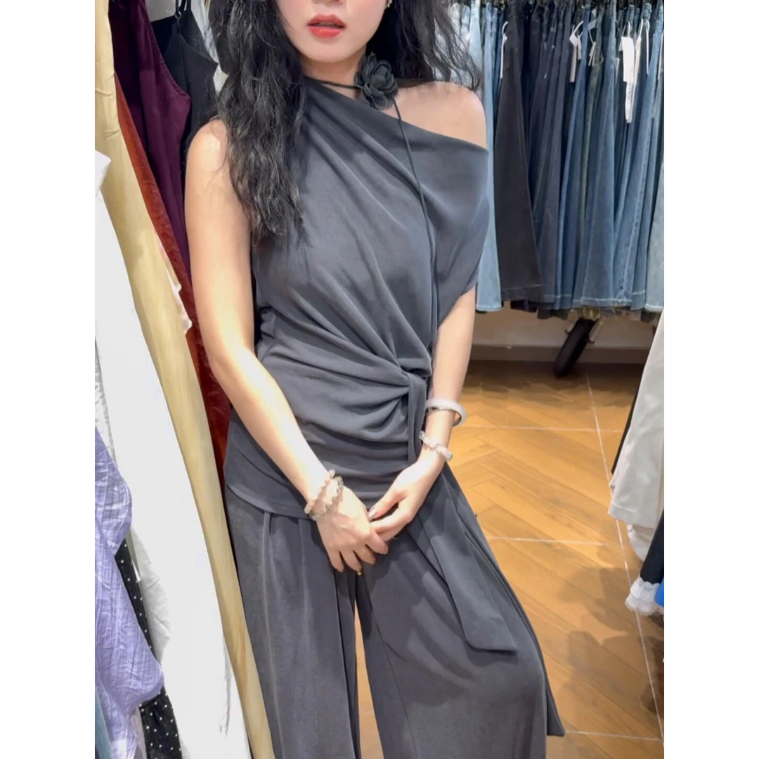 2025夏季新款时尚气质高级感御姐风灰色斜肩上衣搭高腰显瘦长裤女