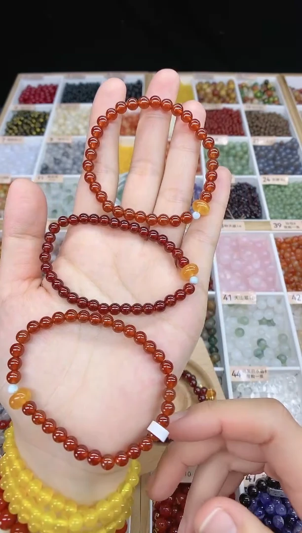 【闪购商品】石榴石手串未镶嵌石榴石5-6mm多样性发一