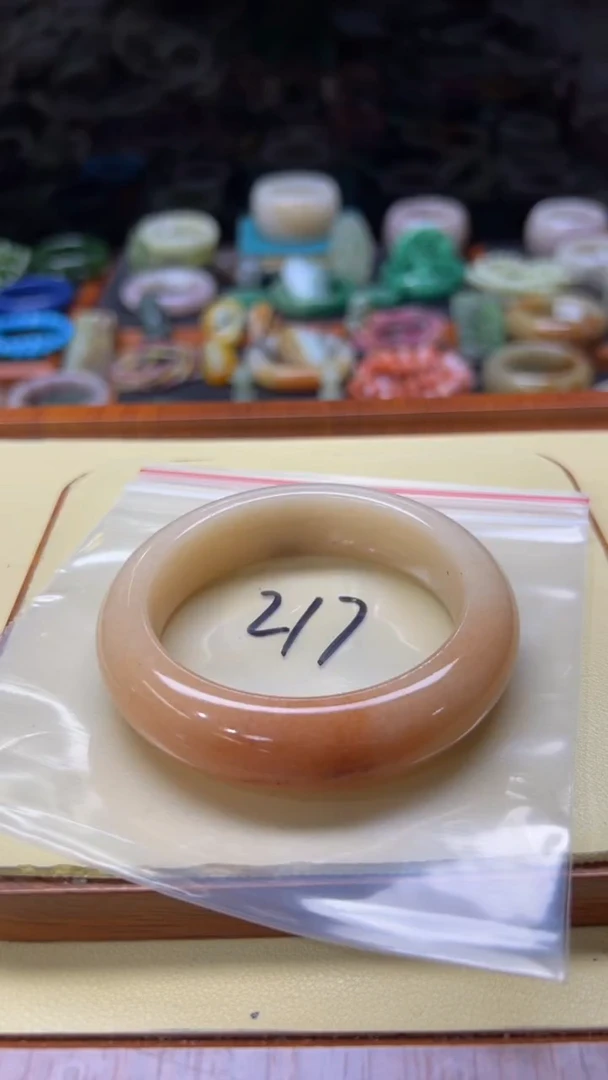 未镶嵌手镯石英质玉红*果217
