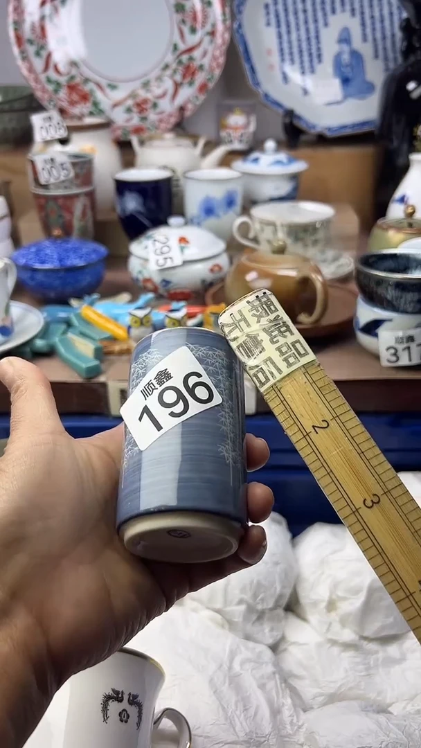 陶w****y顺鑫工艺品店闪购