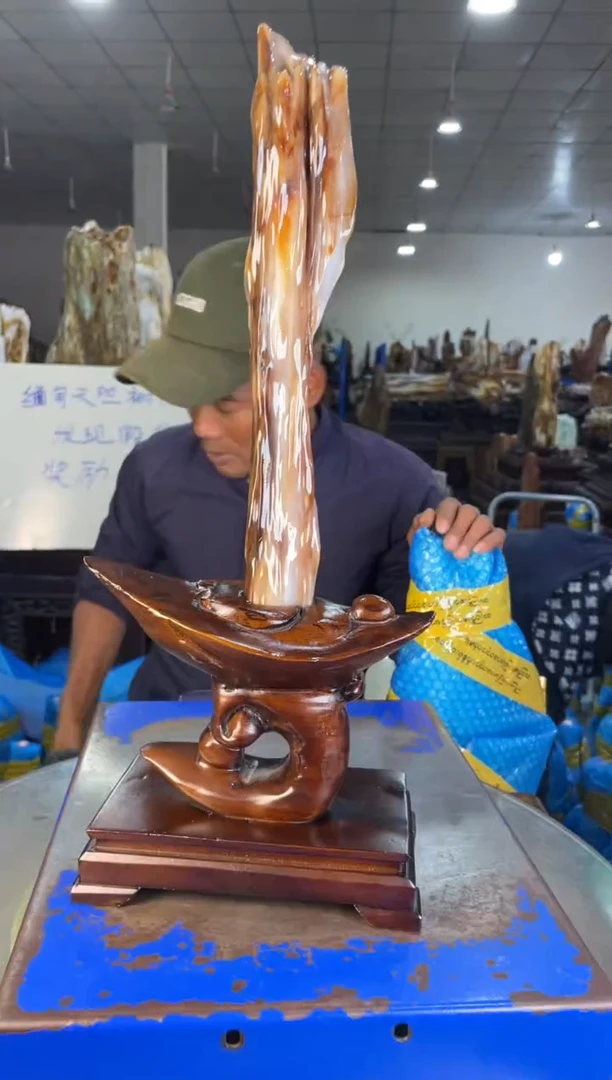 未镶嵌摆件硅化玉45