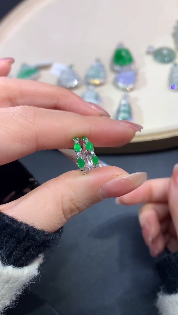 18K金镶嵌翡翠耳饰A567|多样性发货一件|2380