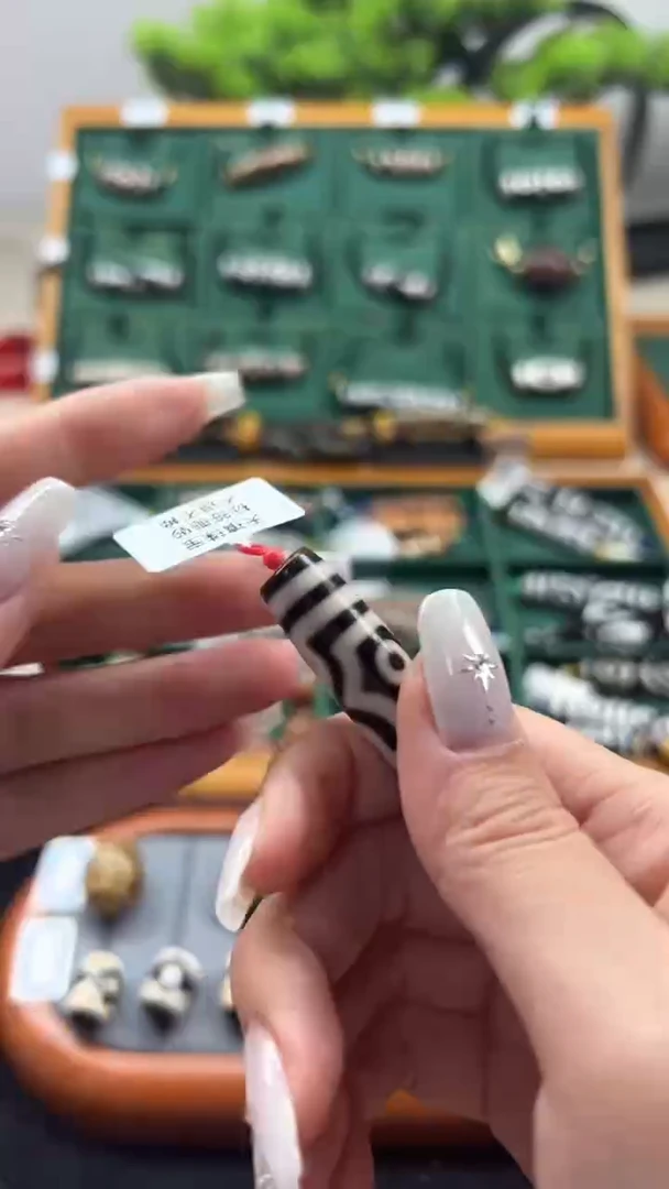 玛瑙/玉髓（覆膜）颈饰未镶嵌126（微瑕随机发货）