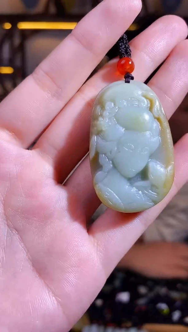 颈饰未镶嵌和田玉1