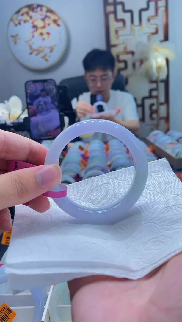 翡翠手镯未镶嵌134-55