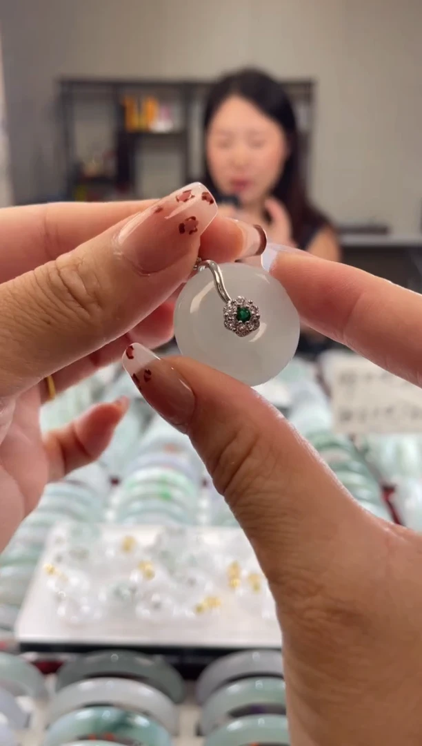 吊坠(不含链)未镶嵌翡翠多样性发一